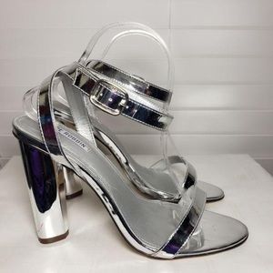 Cape Robbin Connie 2 Sandals-SILVER.      Size 8.5
